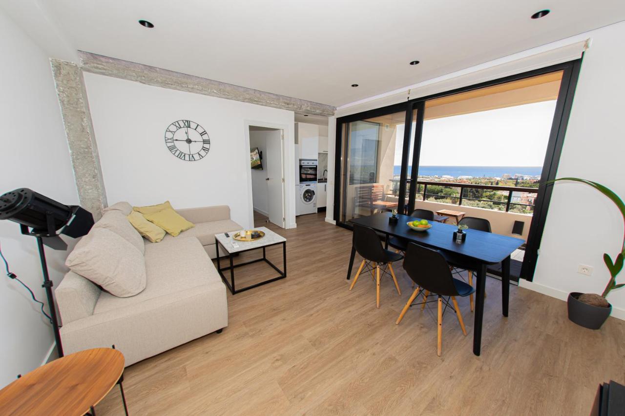 Amazing With Stunning Views Appartamento Marbella